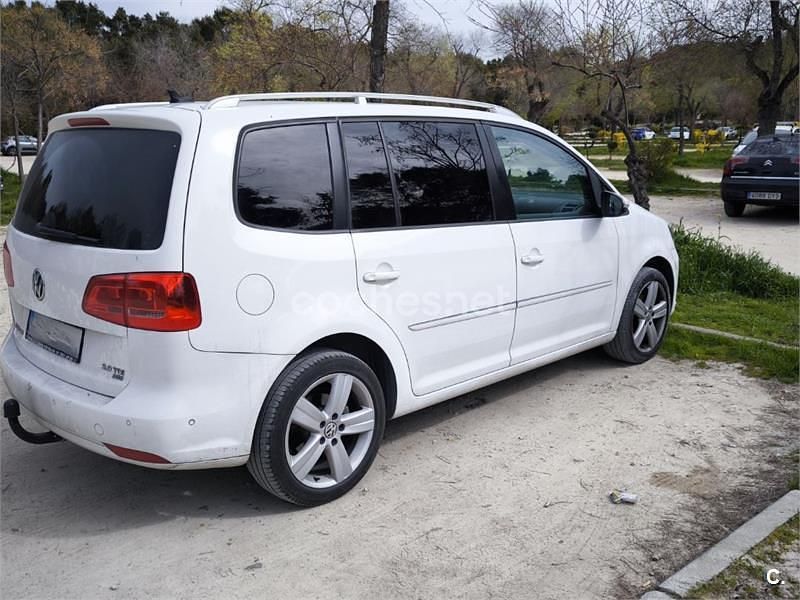 Usado VW Touran Sport 170 CV (125 kW) 2012 Blanco Monovolumen