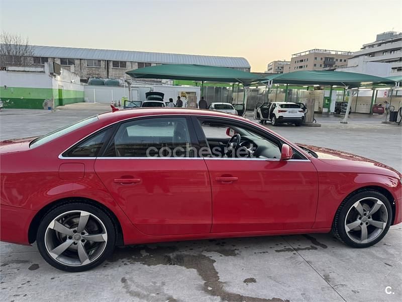 Usado Audi A4 160 CV (117 kW) 2008 Rojo Berlina