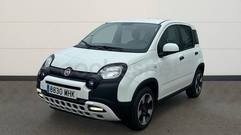 Usado Fiat Panda Cross Cross 70 CV (51 kW) 2023 Blanco Utilitario