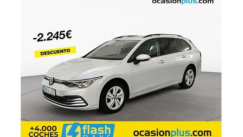 Plateado Usado 2021 VW Golf VIII Life Familiar | 15.446 € (Super precio) - Imagen 1/1