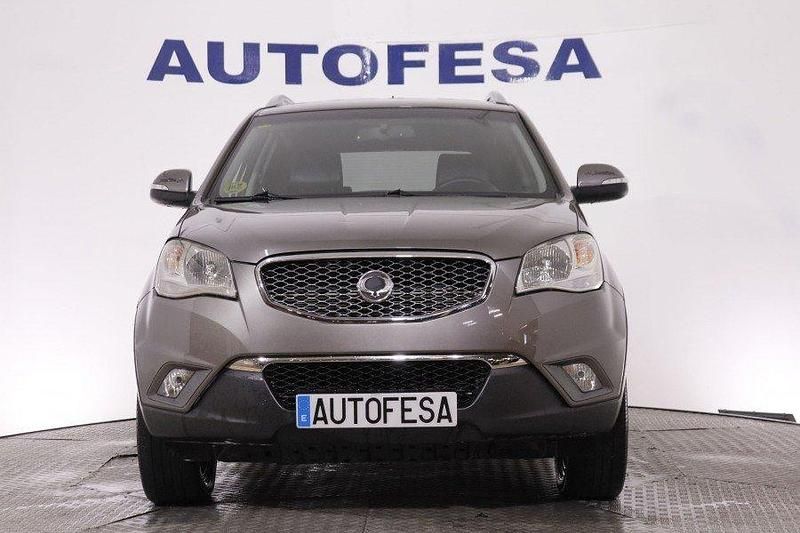 Usado Ssangyong (KGM) Korando Limited 175 CV (128 kW) 2010 Gris SUV