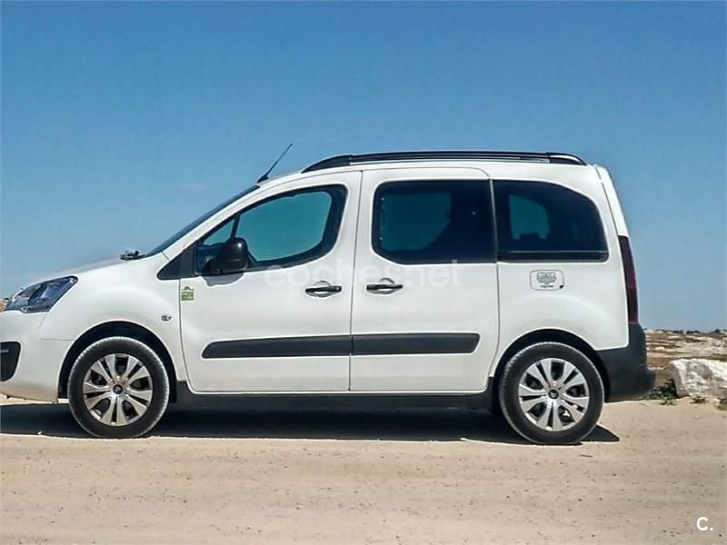 Usado Citroën Berlingo PureTech 110 CV (80 kW) 2018 Blanco Monovolumen