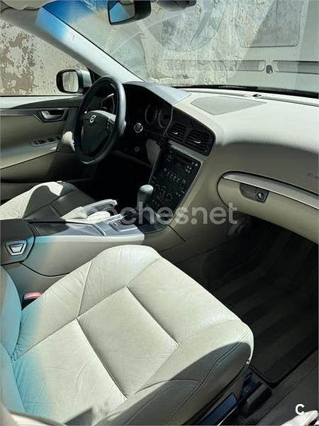 Usado Volvo S60 Summum 185 CV (136 kW) 2007 Beige Berlina