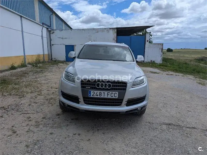 Usado Audi Q7 233 CV (171 kW) 2006 Gris / plata SUV