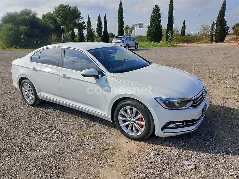 Usado VW Passat Advance 150 CV (110 kW) 2017 Blanco Berlina