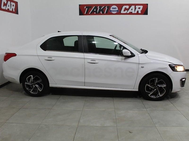 Usado Citroën C-Elysee I Shine 102 CV (75 kW) 2021 Blanco Berlina