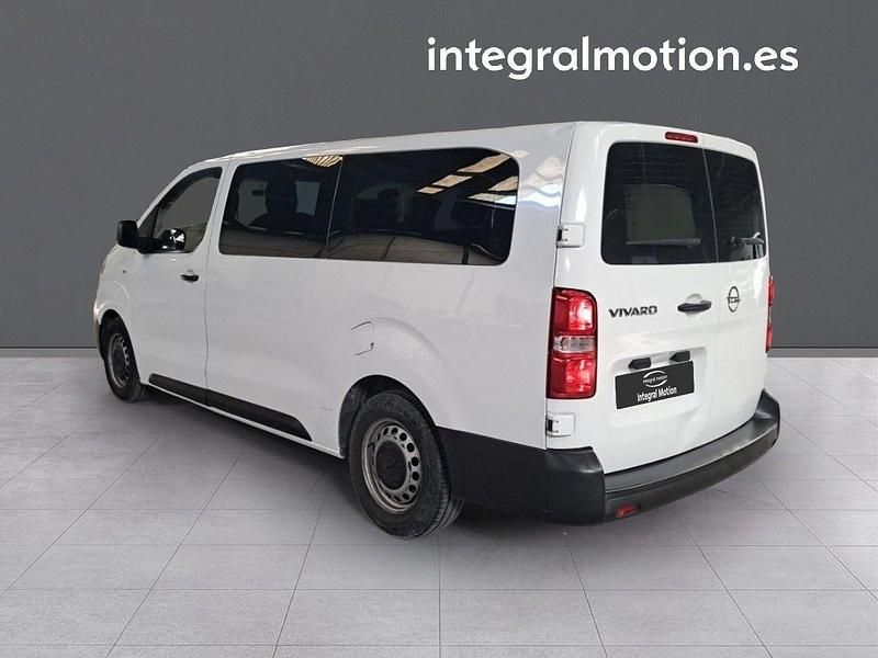 Usado Opel Vivaro 150 CV (110 kW) 2021 Blanco Monovolumen