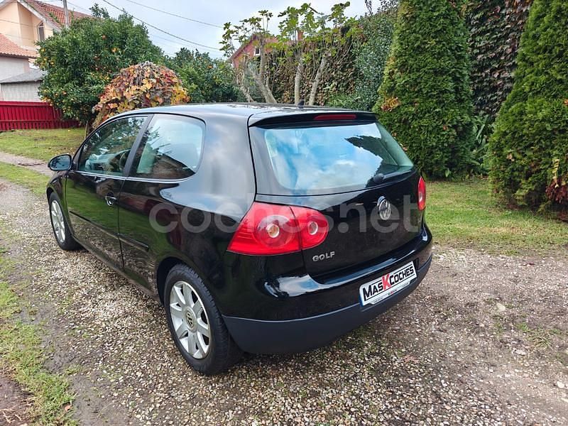 Usado VW Golf IV Sportline 105 CV (77 kW) 2006 Negro Berlina