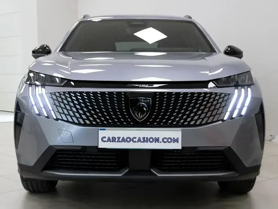 Nuevo Peugeot 5008 Allure 145 CV (106 kW) 2025 Gris SUV