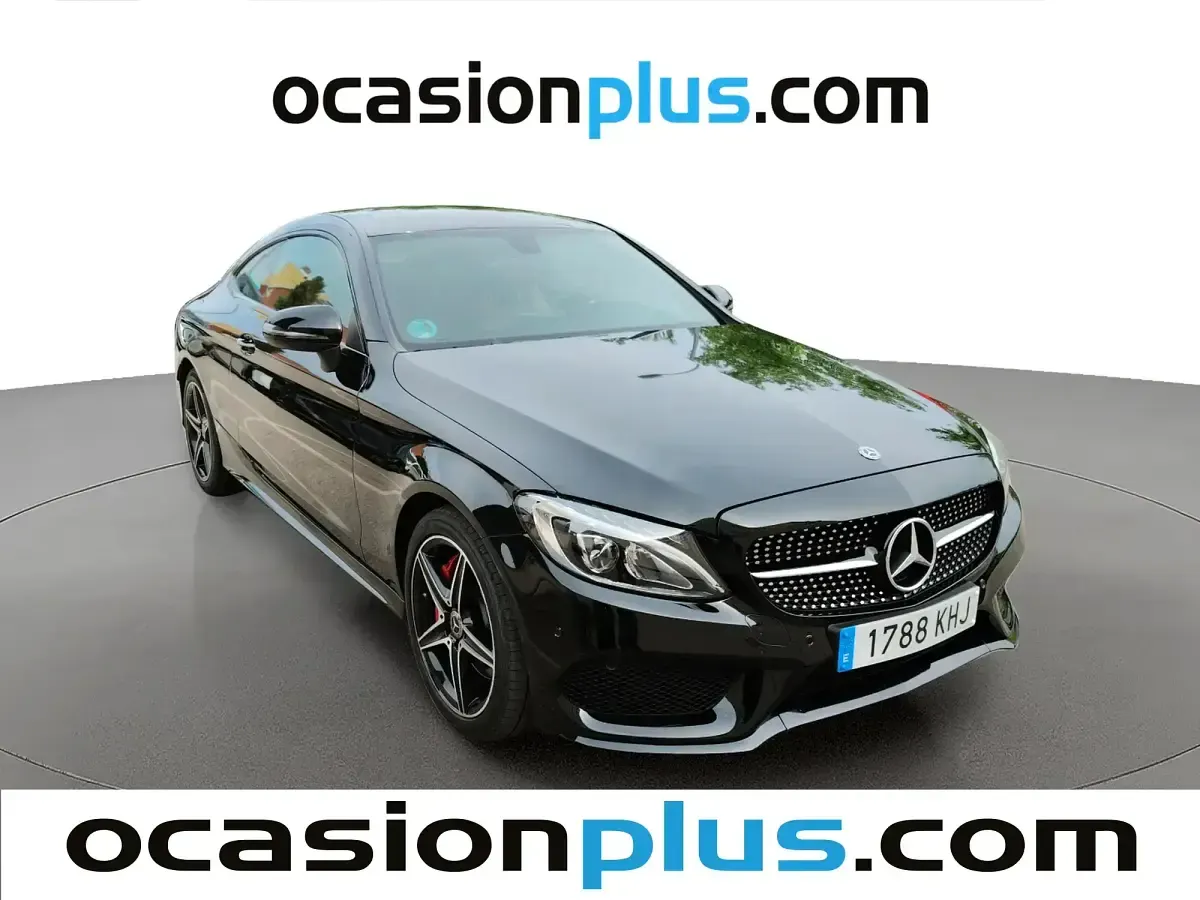 Usado Mercedes C300 245 CV (180 kW) 2018 Negro Coupe