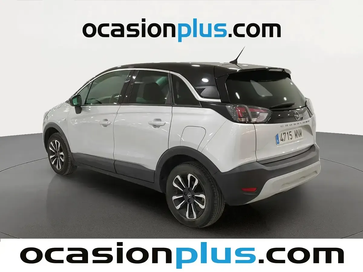 Usado Opel Crossland Elegance 130 CV (95 kW) 2024 Gris SUV