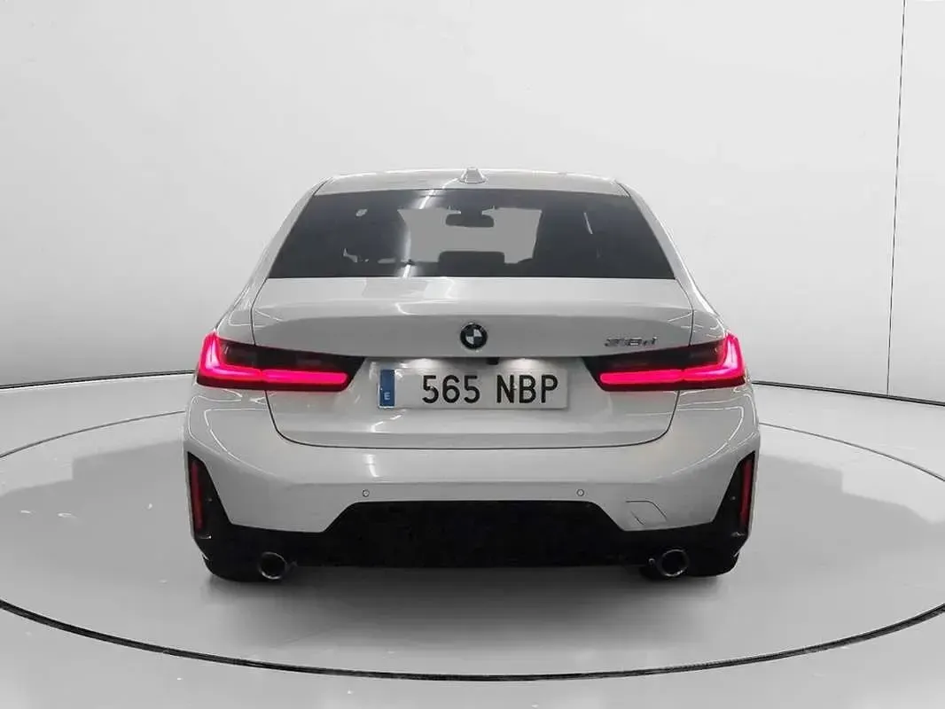 Usado BMW 318 Comfort Edition 150 CV (110 kW) 2025 Blanco Berlina