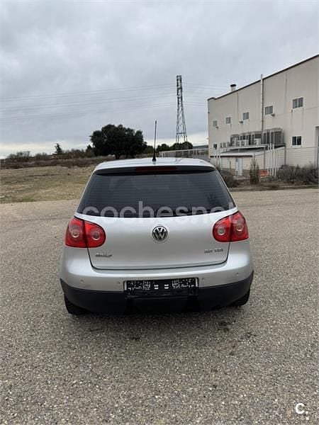 Usado VW Golf IV Sportline 140 CV (102 kW) 2006 Gris / plata Berlina