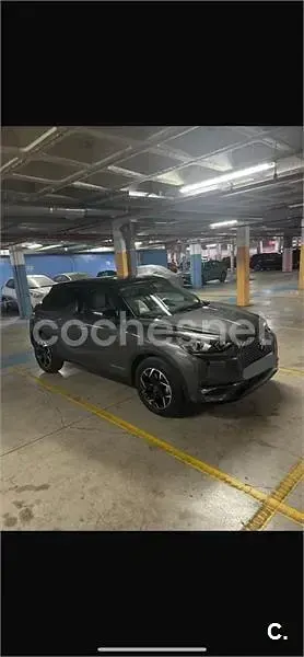 Usado DS Automobiles DS3 Crossback Connected Chic 131 CV (96 kW) 2021 Gris / plata SUV