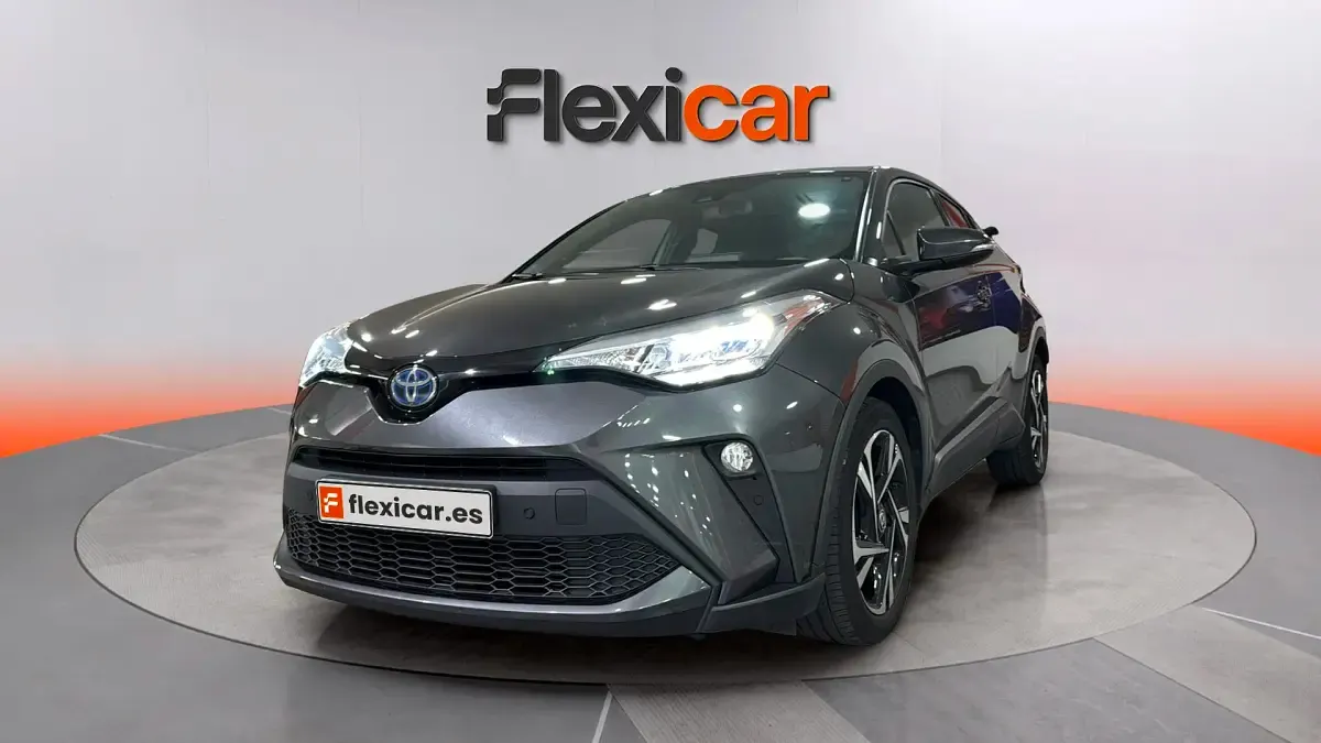 Usado Toyota C-HR Advance 122 CV (89 kW) 2023 Gris SUV