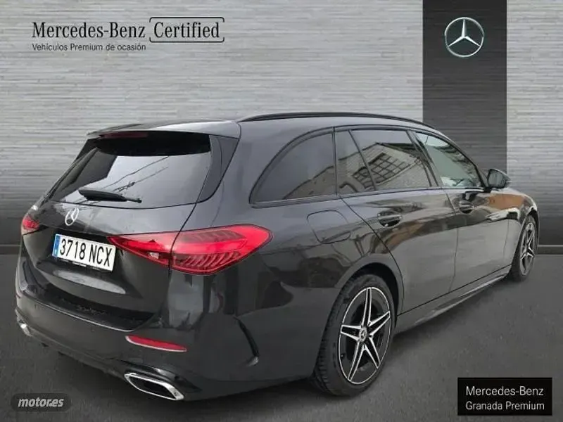Usado Mercedes C220 200 CV (147 kW) 2025 Gris Familiar