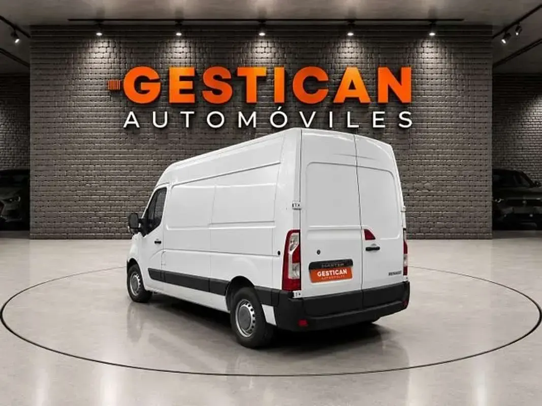 Usado Renault Master 131 CV (96 kW) 2019 Blanco Van
