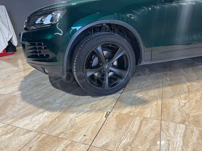 Occasion VW Touareg 245 ch (180 kW) 2012 Vert SUV