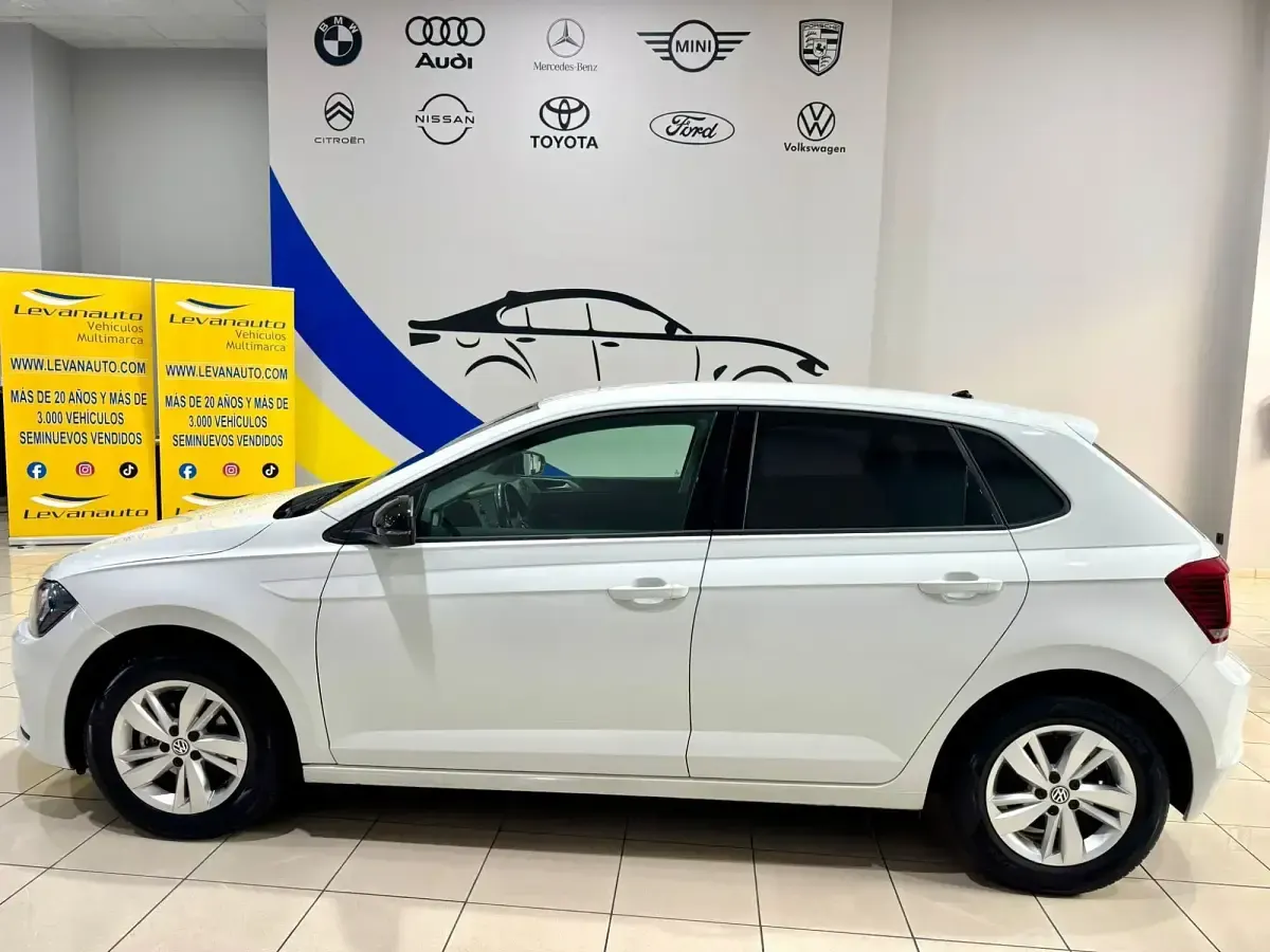 Usado VW Polo Advance 95 CV (69 kW) 2020 Blanco Utilitario