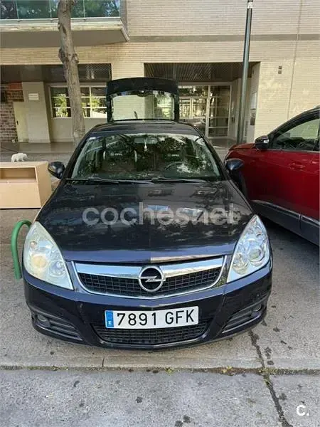 Usado Opel Vectra Elegance 120 CV (88 kW) 2008 Negro Berlina