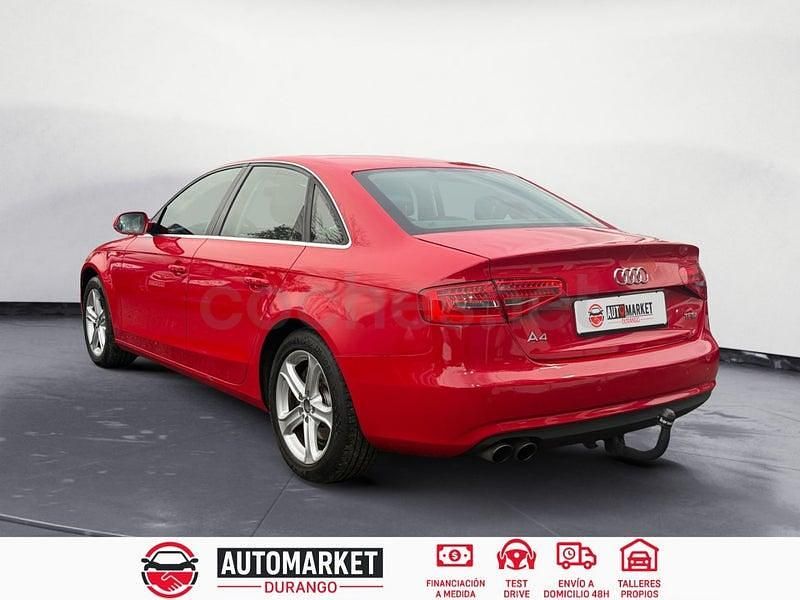Usado Audi A4 120 CV (88 kW) 2014 Rojo Berlina