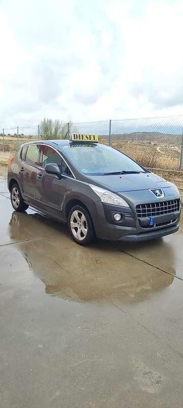 Usado Peugeot 3008 Active 111 CV (81 kW) 2011 Gris Familiar