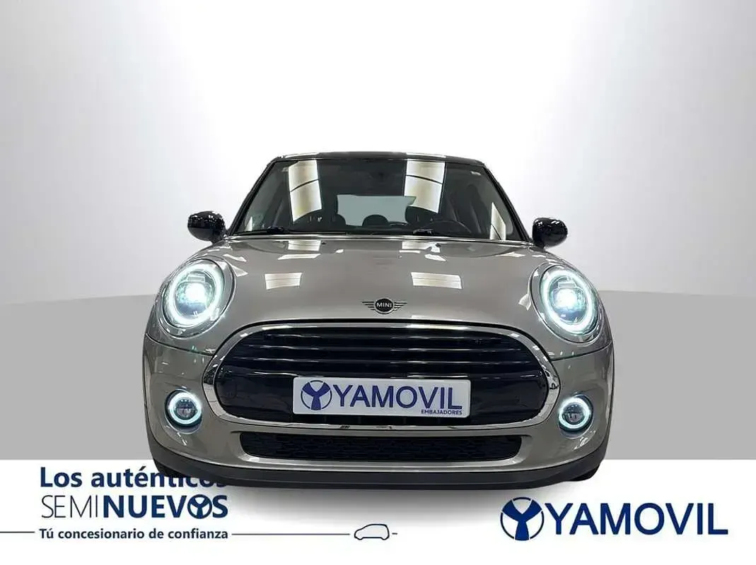 Usado Mini Cooper 136 CV (100 kW) 2020 Plateado Utilitario