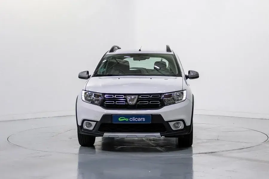 Usado Dacia Sandero Stepway Ambiance 90 CV (66 kW) 2017 Blanco Berlina