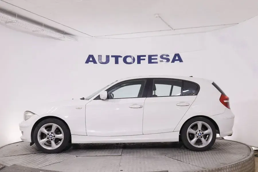 Usado BMW 116 115 CV (84 kW) 2011 Blanco Utilitario