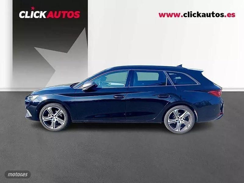 Usado Seat Leon FR 116 CV (85 kW) 2025 Gris / plata Familiar