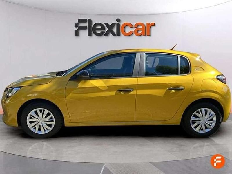 Usado Peugeot 208 75 CV (55 kW) 2022 Amarillo Utilitario