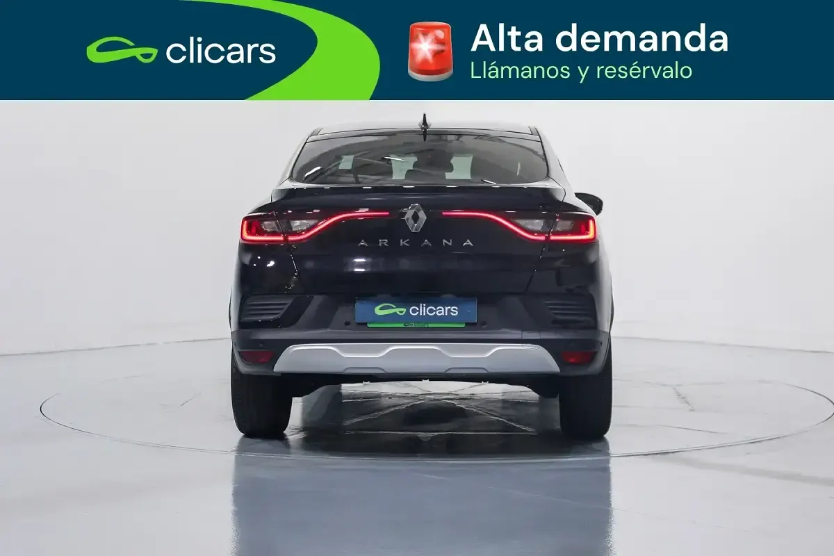 Usado Renault Arkana Zen 140 CV (102 kW) 2021 Negro SUV