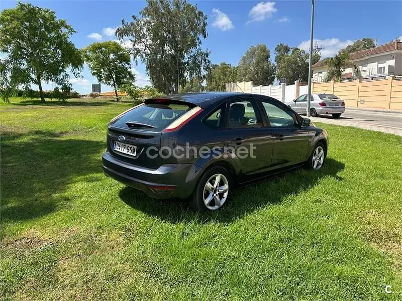 Usado Ford Focus Business Edition 90 CV (66 kW) 2009 Azul Berlina