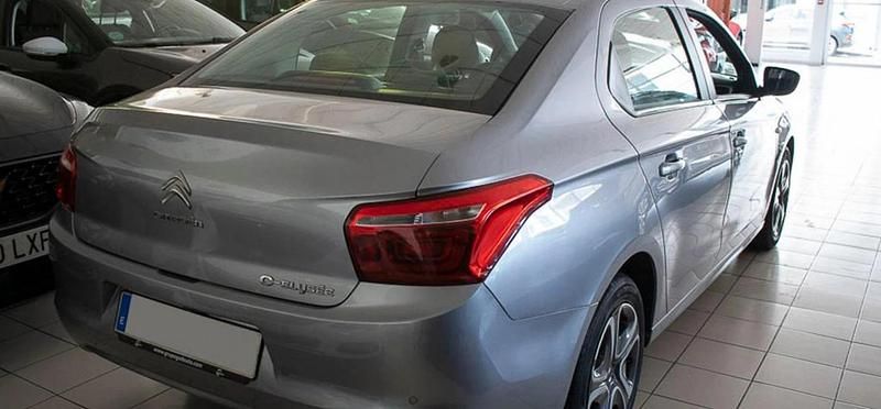 Usado Citroën C-Elysee I Shine 101 CV (74 kW) 2017 Gris acero Berlina