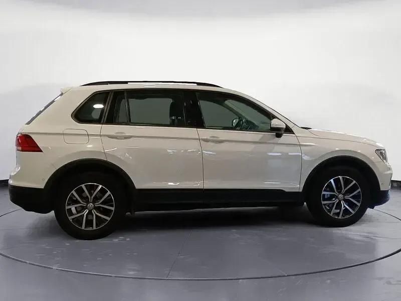 Usado VW Tiguan Edition 125 CV (91 kW) 2018 Blanco SUV