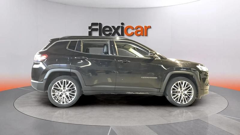 Usado Jeep Compass Limited 131 CV (96 kW) 2022 Negro SUV