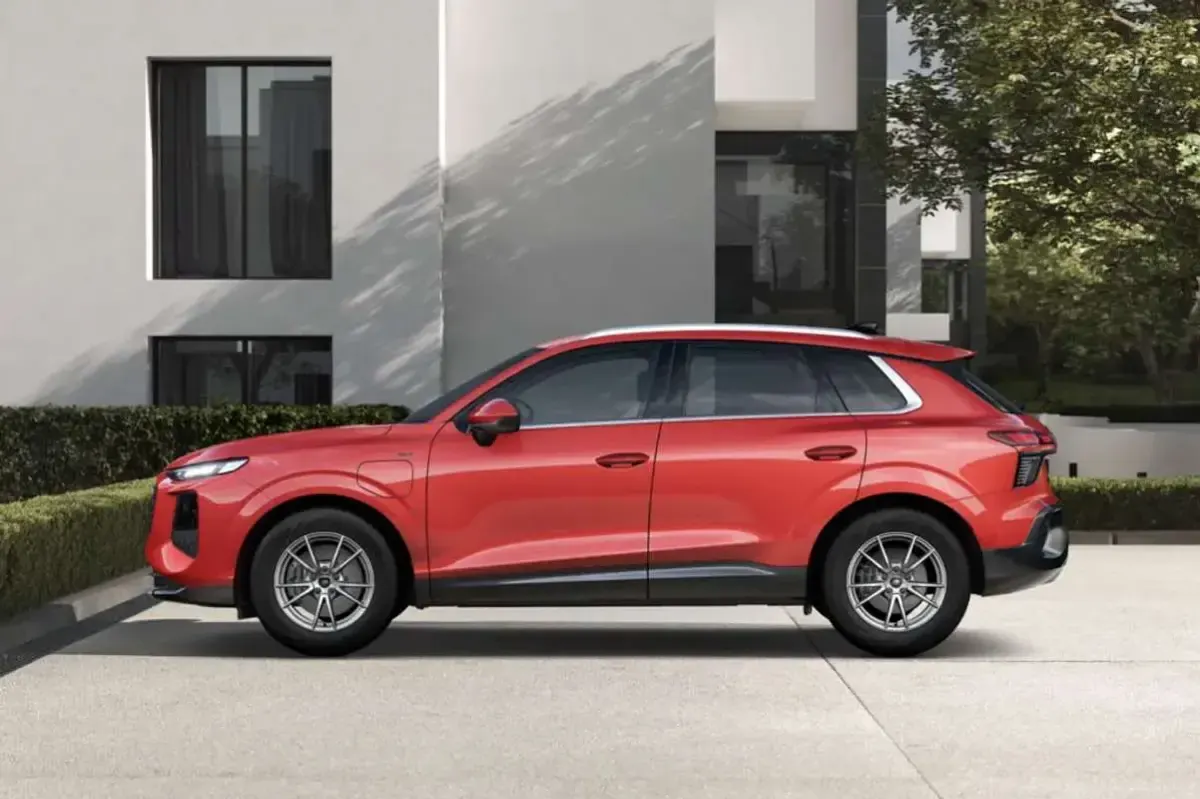 Nuevo Audi Q3 Business 272 CV (200 kW) 2026 Rojo SUV