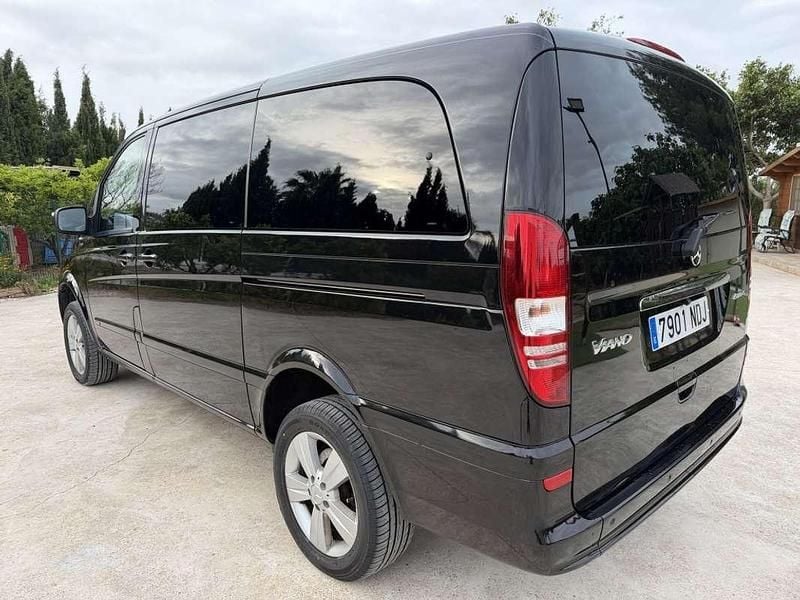 Usado Mercedes Viano 163 CV (119 kW) 2013 Negro Monovolumen