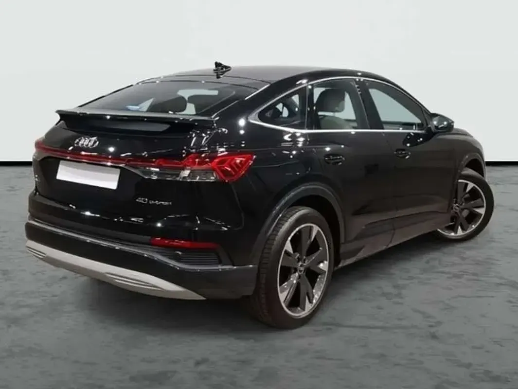 Usado Audi Q4 Sportback e-tron Sport 150 kW (204 CV) 2025 Negro SUV