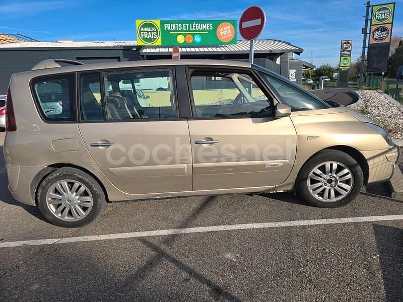Beige Usado 2010 Renault Espace Initiale Monovolumen | 5999 € (Precio justo) - Imagen 1/4