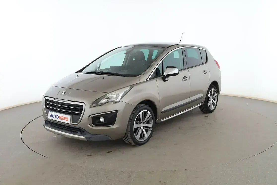 Usado Peugeot 3008 Allure 120 CV (88 kW) 2016 SUV