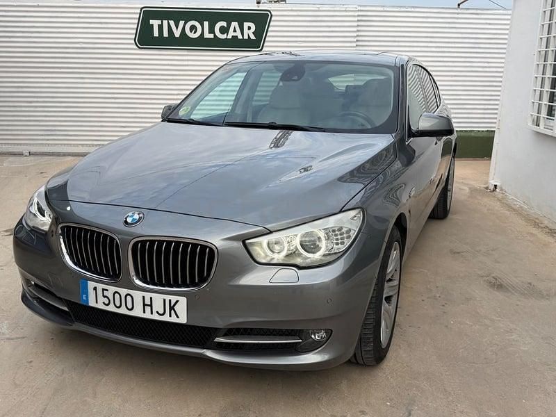 Usado BMW 530 Gran Turismo Comfort Edition 245 CV (180 kW) 2012 Gris / plata Berlina