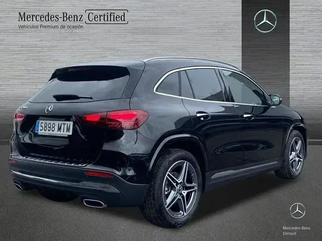 Usado Mercedes GLA200 150 CV (110 kW) 2024 SUV