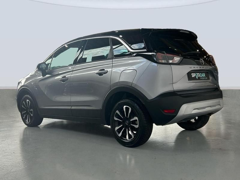Usado Opel Crossland Elegance 110 CV (80 kW) 2024 Gris SUV