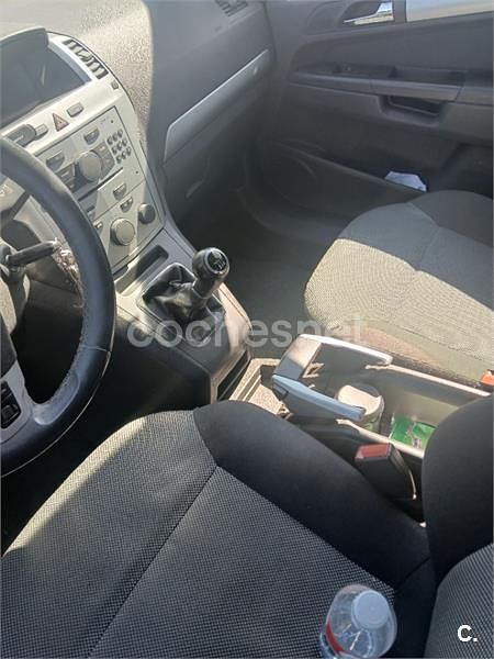 Usado Opel Zafira 120 CV (88 kW) 2009 Gris / plata Monovolumen