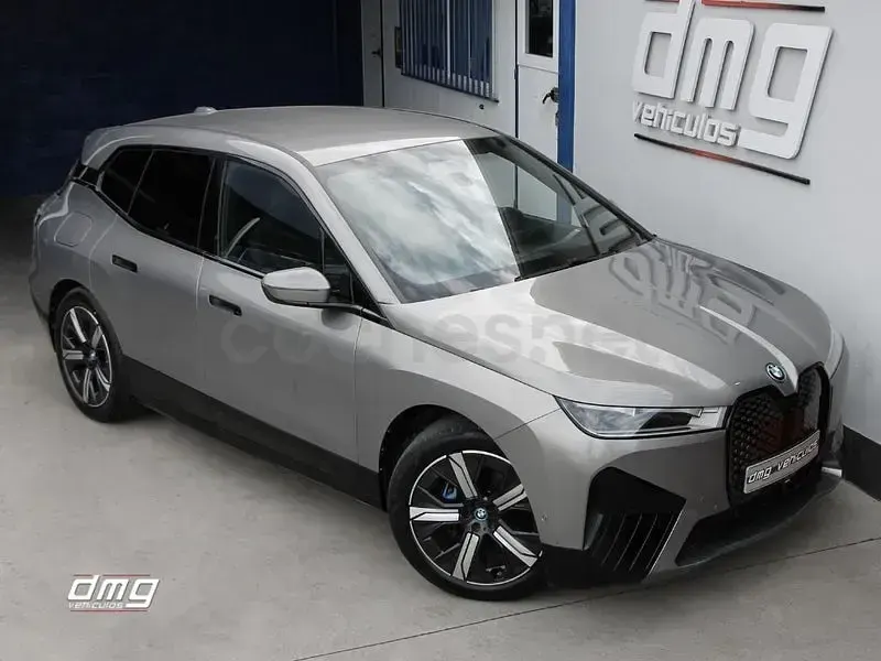 Używany BMW iX Comfort Edition 239 kW (326 KM) 2023 Eléctrico SUV