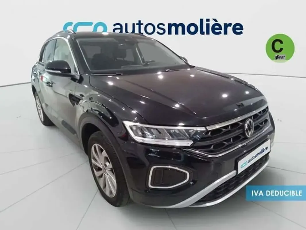 Usado VW T-Roc Life 110 CV (80 kW) 2023 Negro SUV