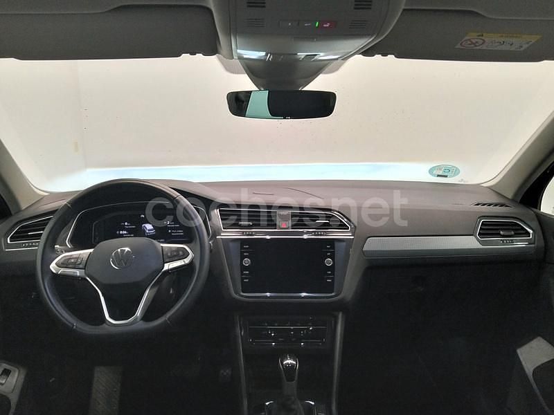 Usado VW Tiguan Life 150 CV (110 kW) 2021 Azul SUV