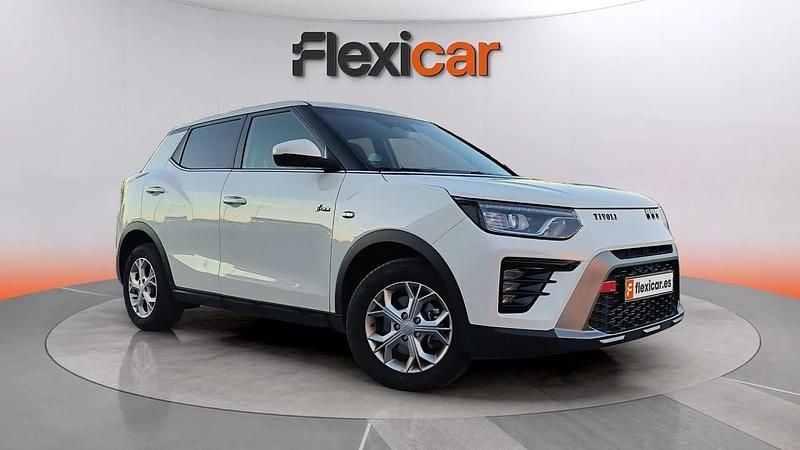 Usado Ssangyong (KGM) Tivoli 150 CV (110 kW) 2025 Blanco SUV