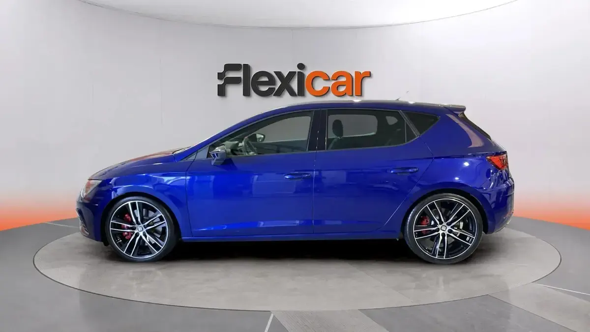 Usado Seat Leon CUPRA 300 CV (220 kW) 2018 Azul Berlina